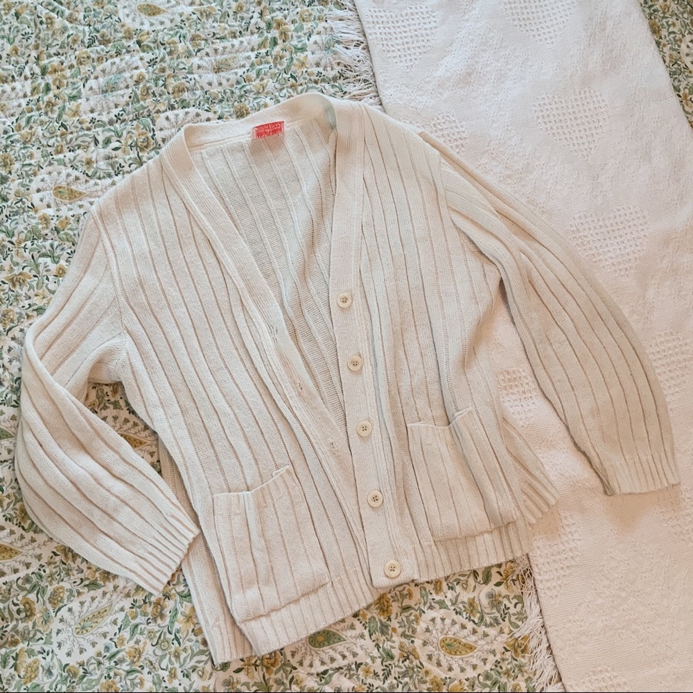 Vintage cream sweater cardigan